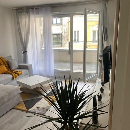 Appartement 24H Du Mans Le Mans Esterno foto
